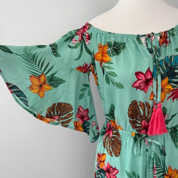 Label OF Love Anthropologie Green Tiered Maxi Dress with Flutter Sleeves medium - Picture 2 of 12